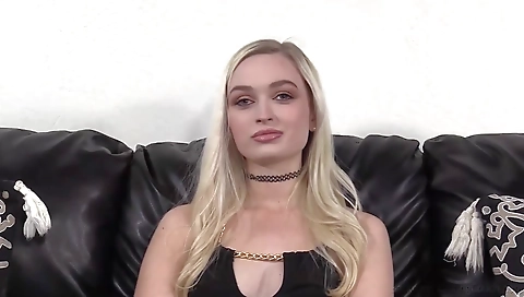 Horny mature womandomi and two guys