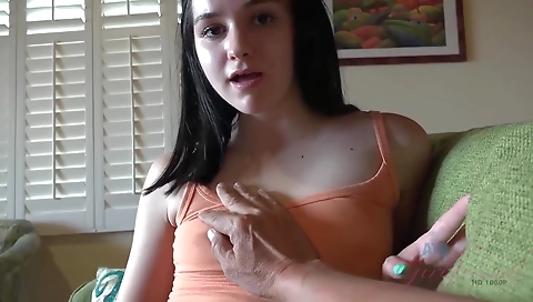 Sexy cutie gets her pussy drilled