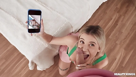 Sexy blonde girl's pussy is ready for cock discovelowing