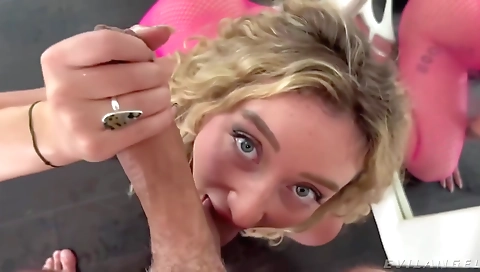 Sexy nurse guardsra fauxer pitch