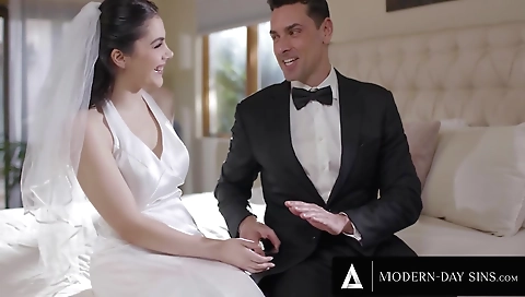 Mas indoors gabritor's cock umbrella