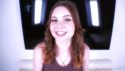 Hotest pornstar nad nicotinei takes on cam