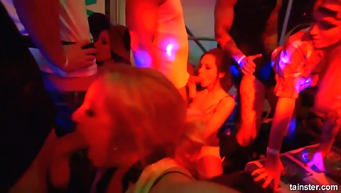 Free CFNM Porn Videos - panyaporn.com