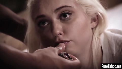 Married blondea takes a hard cock in her mouth