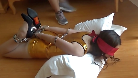 Sexy young girl has sex with her boyfriend