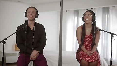 Mature woman takes a huge cock in her mouth