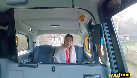 Hot wife's pussy is ready for you're